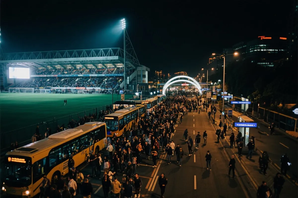 比赛日夜晚的公共交通接驳与人流动线示意的视觉占位图